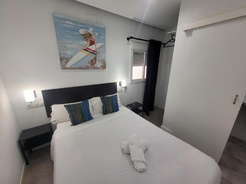 Ayz Frailes - Auto Check-In Property (Adults Only) Malaga Bagian luar foto