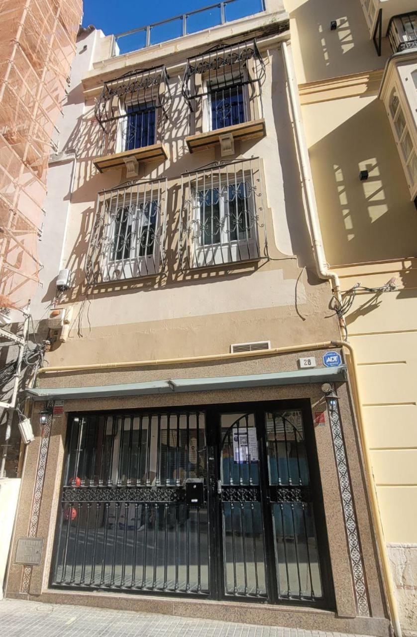 Ayz Frailes - Auto Check-In Property (Adults Only) Malaga Bagian luar foto